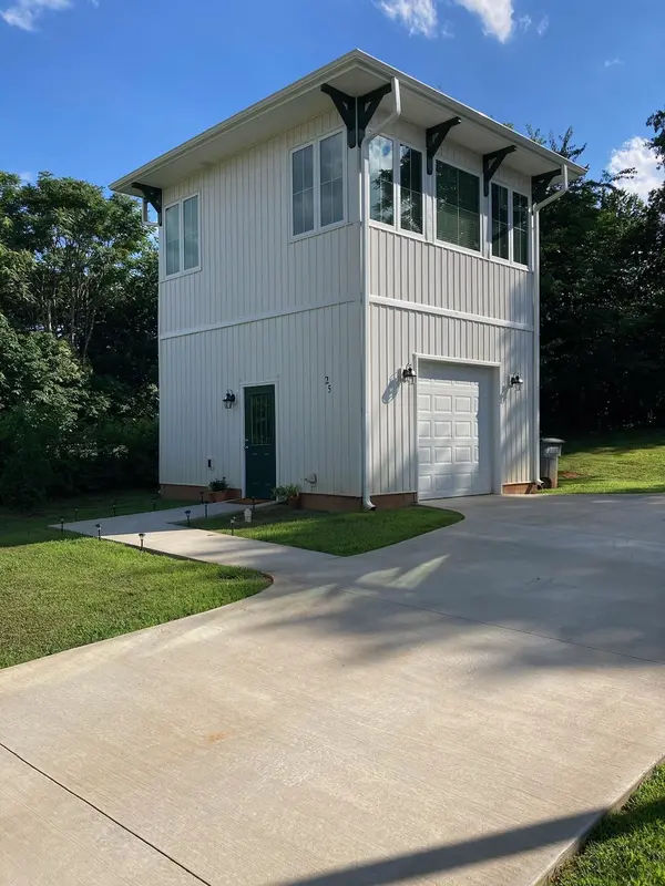 25 Ledbetter ST, Greenville, SC 29611