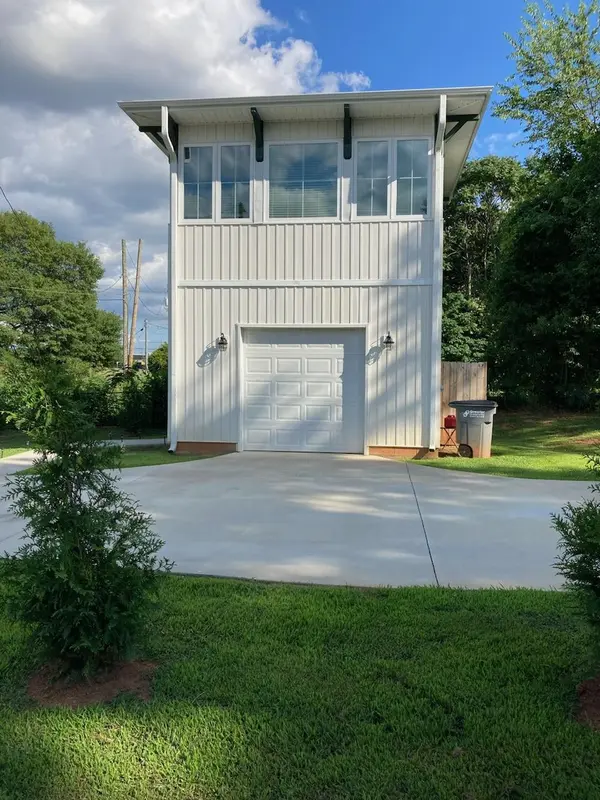 25 Ledbetter ST, Greenville, SC 29611