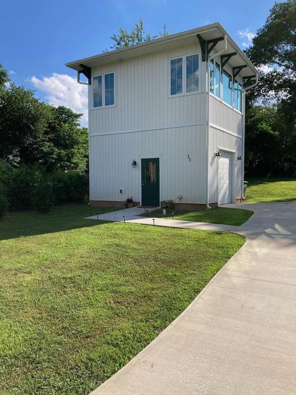 25 Ledbetter ST, Greenville, SC 29611