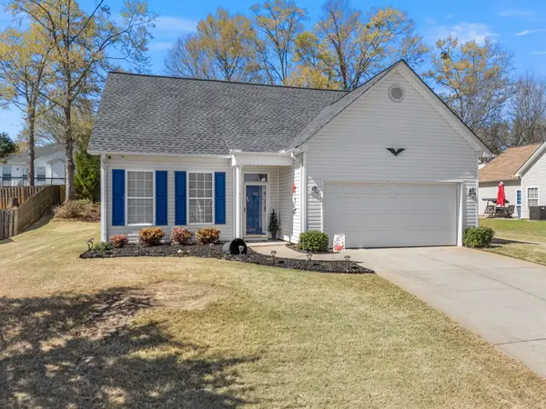 722 Tinder Box CT, Boiling Springs, SC 29316