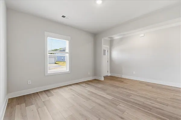 523 Hadlow ST, Greer, SC 29651