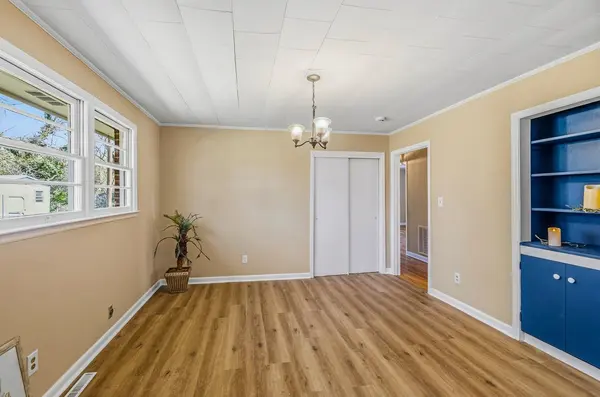 522 W Robinson ST, Gaffney, SC 29341