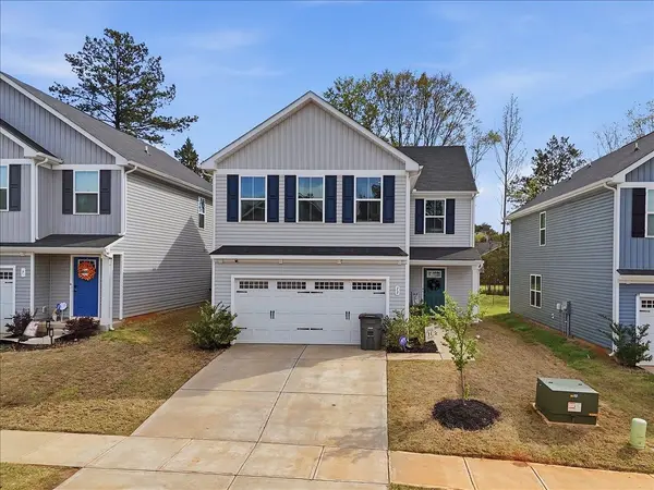 11 Davis Grove LN, Piedmont, SC 29673