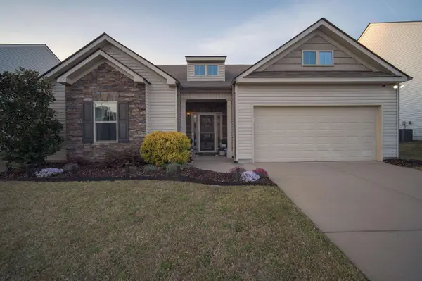 454 Wolfbend RD, Woodruff, SC 29388