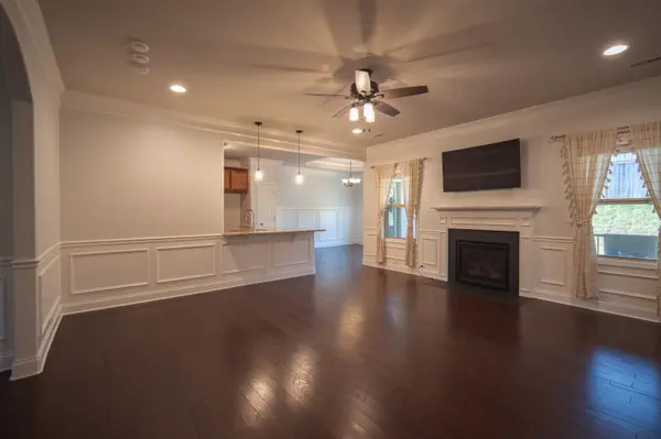454 Wolfbend RD, Woodruff, SC 29388