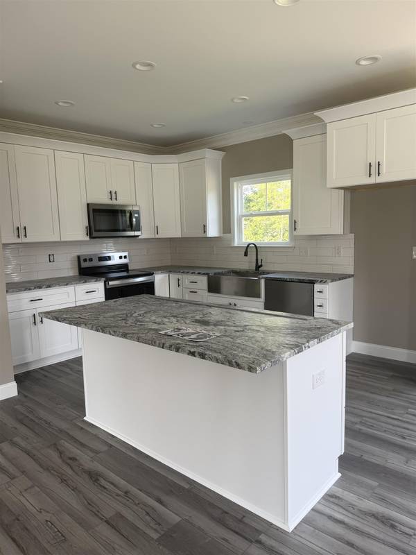 749 Ruby Golightly DR, Inman, SC 29349