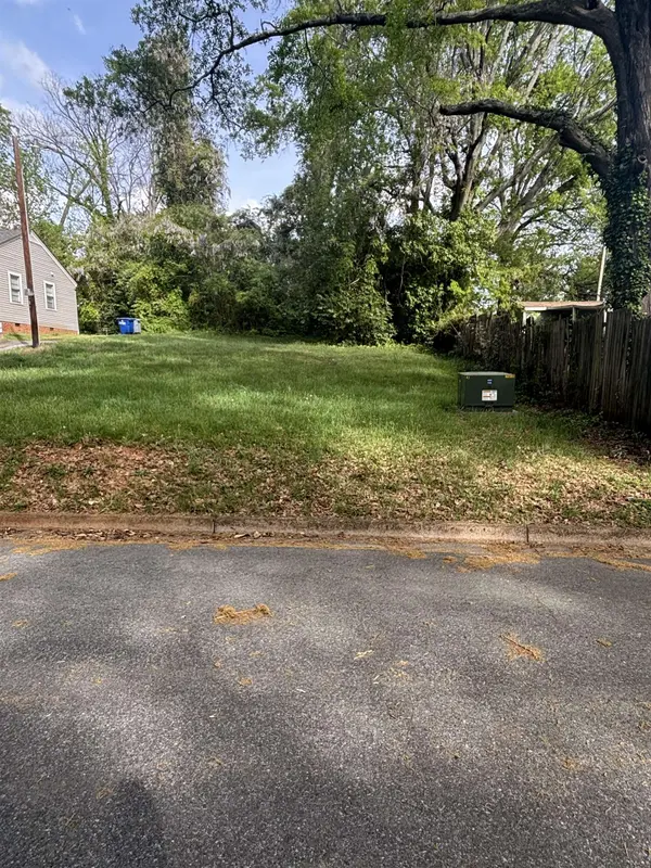 113 Timothy ST, Spartanburg, SC 29306