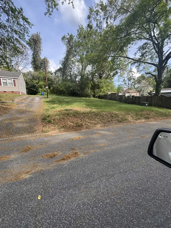 113 Timothy ST, Spartanburg, SC 29306