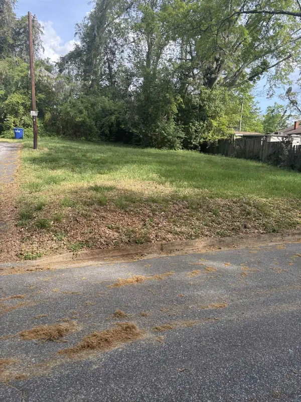 113 Timothy ST, Spartanburg, SC 29306