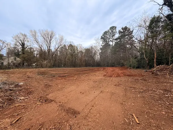 2723B Poinsett HWY, Greenville, SC 29609