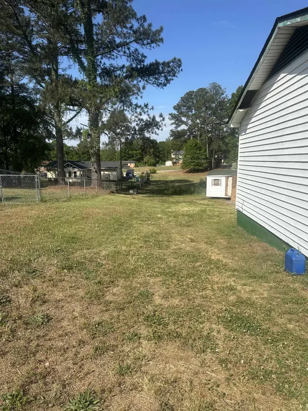 125 Camellia CIR, Gaffney, SC 29341