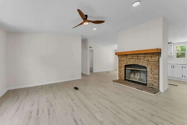 360 Hawk HL, Clifton, SC 29324