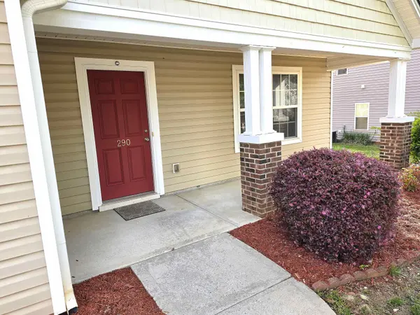 290 Stonewood Crossing DR, Boiling Springs, SC 29316