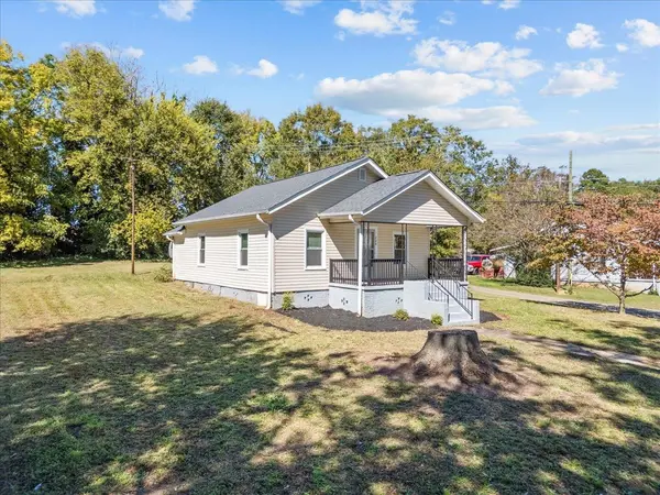 228 Grandview DR, Spartanburg, SC 29303