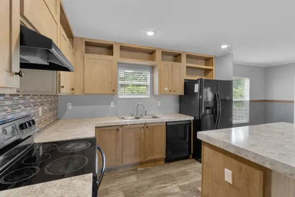 50 Old School House RD, Mayo, SC 29368