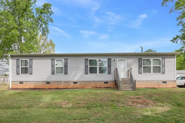 50 Old School House RD, Mayo, SC 29368