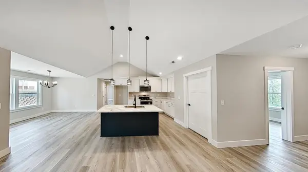 366 W Church ST, Cowpens, SC 29330