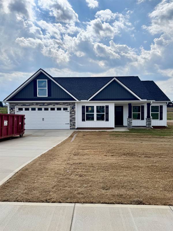 121 Crooked Tree DR, Gaffney, SC 29341