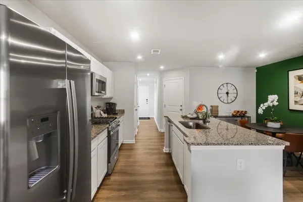 1300 Forestbrook LN, Spartanburg, SC 29303
