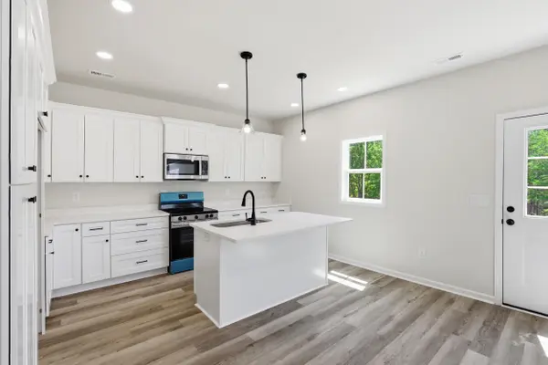 409 Wyatt RD, Piedmont, SC 29673-8076