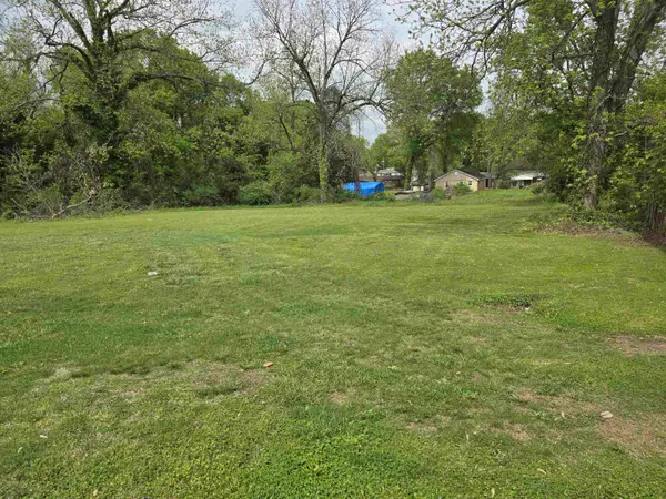 530,526,524 W Frederick ST, Gaffney, SC 29341