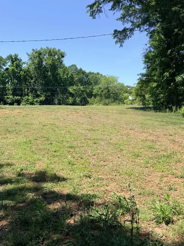 15169 Highway 221, Enoree, SC 29335-2802