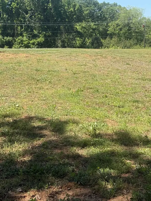 15169 Highway 221, Enoree, SC 29335-2802