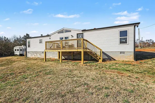 141 Dogwood DR, Jonesville, SC 29353