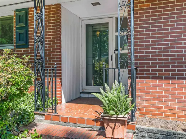 117 Tanglewylde DR, Spartanburg, SC 29301