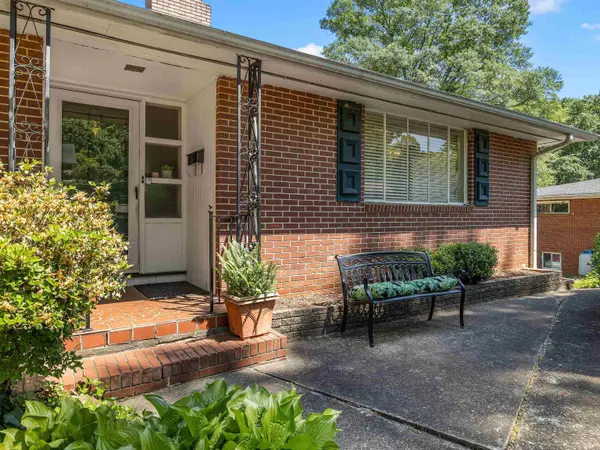 117 Tanglewylde DR, Spartanburg, SC 29301