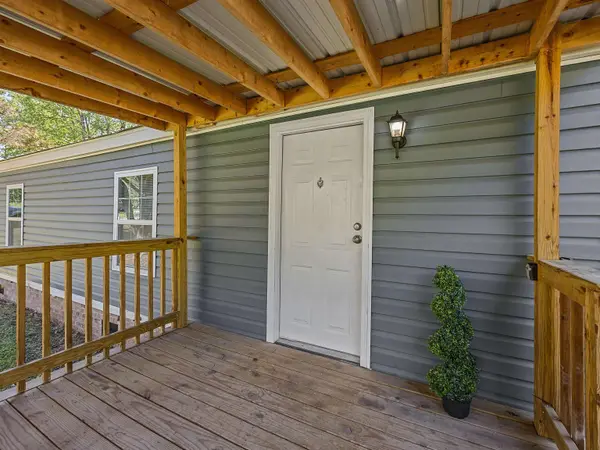 100 Marie DR, Roebuck, SC 29376-2817