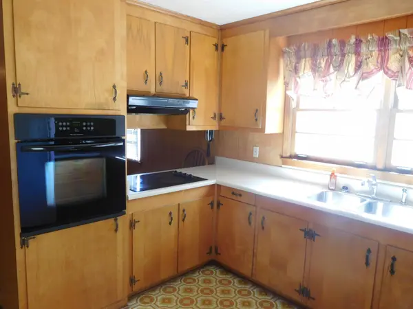 217 Peoples Creek Road RD, Gaffney, SC 29340