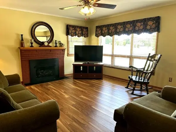 217 Peoples Creek Road RD, Gaffney, SC 29340