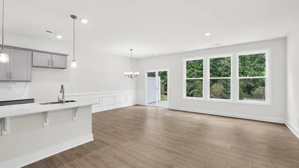 713 Lesbury LN, Spartanburg, SC 29301