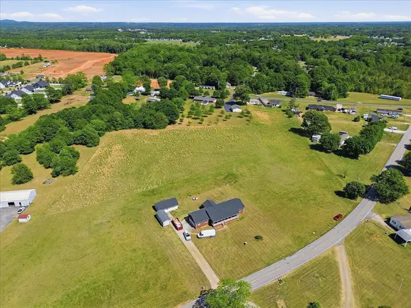0 Berry RD, Boiling Springs, SC 29316