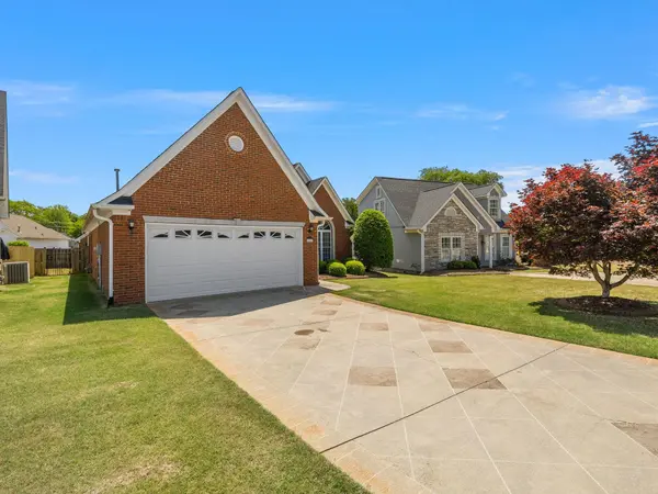 81 Arbours West LN, Moore, SC 29369
