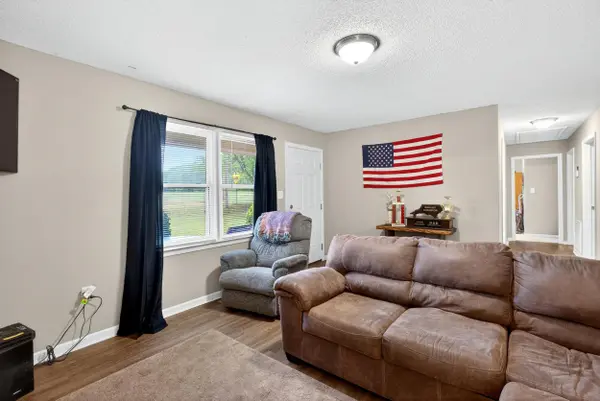 190 Goodjoin RD, Campobello, SC 29322