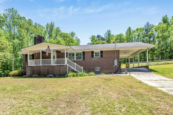 213 Nursery RD, Easley, SC 26940