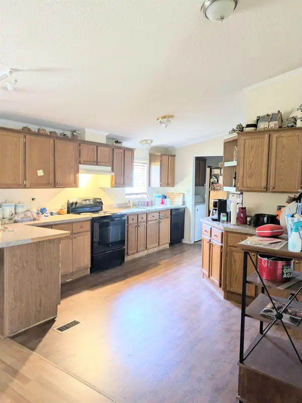 119 Overland Park Dr, Chesnee, SC 29323-8397