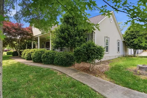 212 Watersedge DR, Boiling Springs, SC 29316