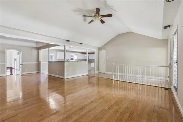 212 Watersedge DR, Boiling Springs, SC 29316