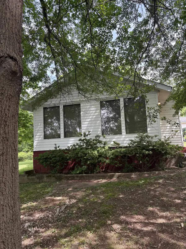 242 Woodlawn AVE, Spartanburg, SC 29306