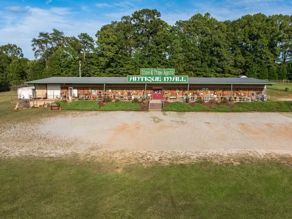 1385 Meadow Farm RD, Inman, SC 29349