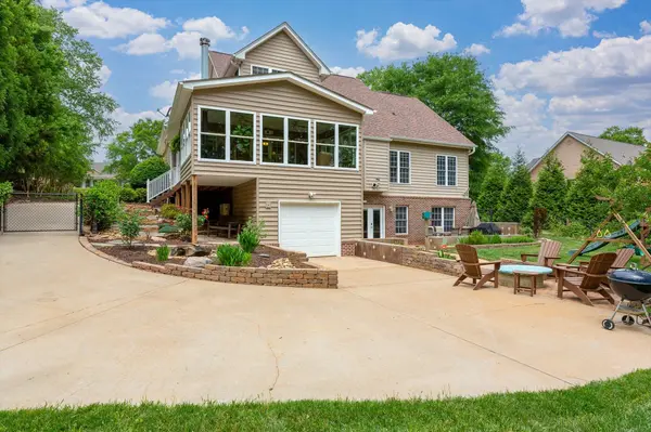 467 Sunset Pointe DR, Lyman, SC 29365