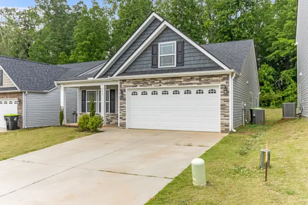 402 Bud Farmer PL, Inman, SC 29349