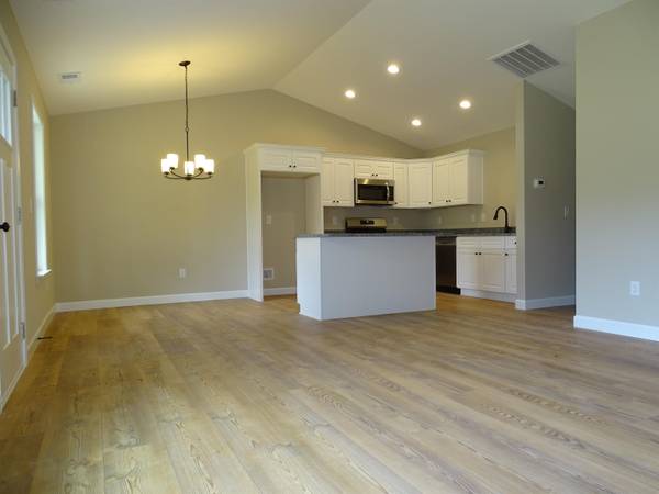 242/246 Brewton RD, Spartanburg, SC 29301