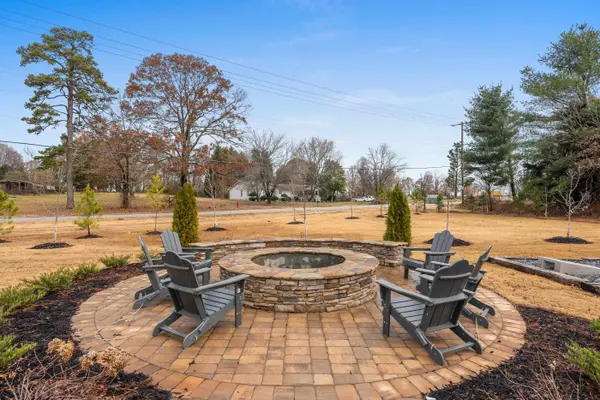 787 Embark CIR, Greer, SC 29651