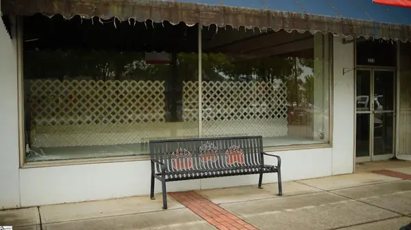 222 City Square, Belton, SC 29627