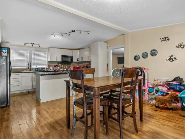 647 Tizian LN, Inman, SC 29349