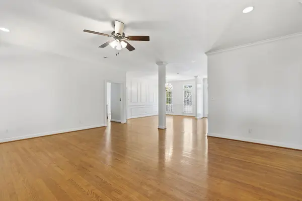 313 N OAKLEY LN, Spartanburg, SC 29301